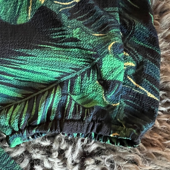 Guess Tropical Romper - Picture 4 of 7